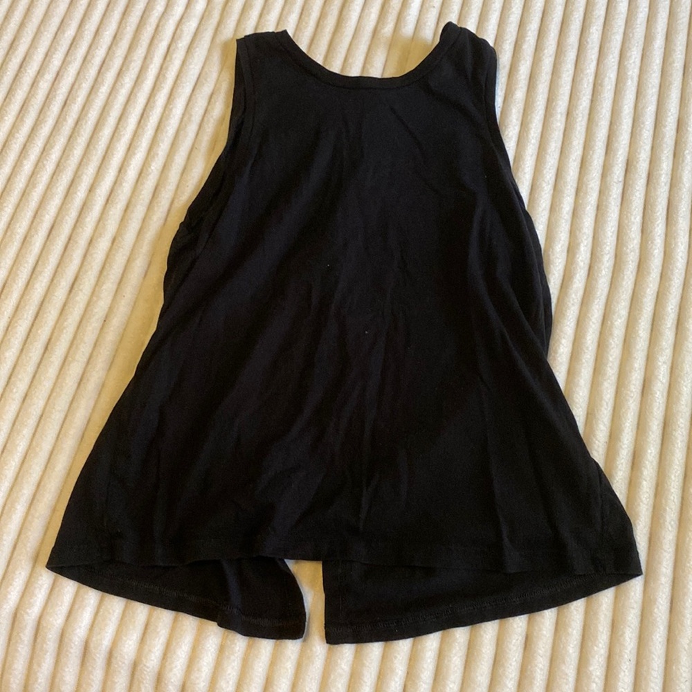gap black open back tank top